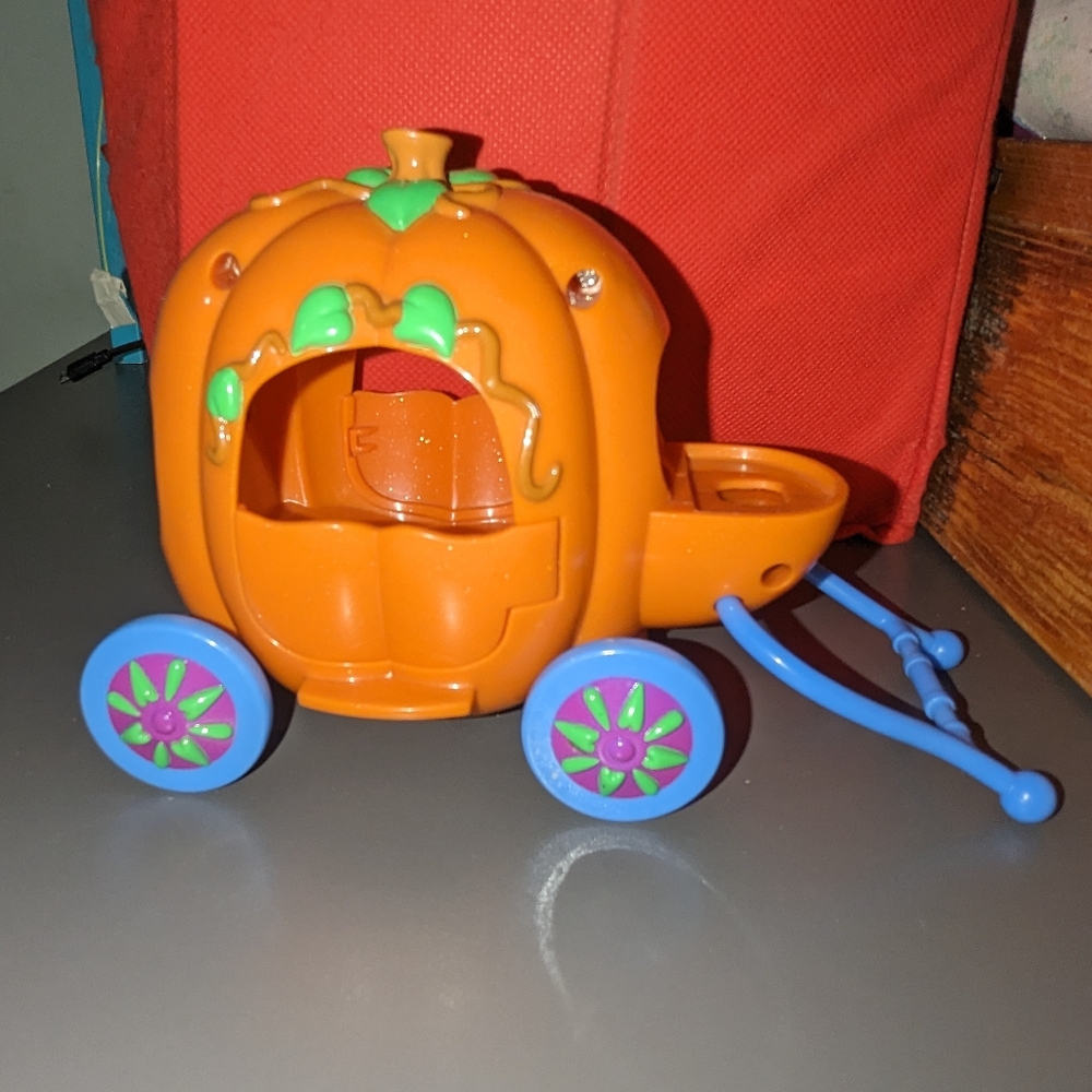 Little Tikes Cinderella Pumpkin Coach